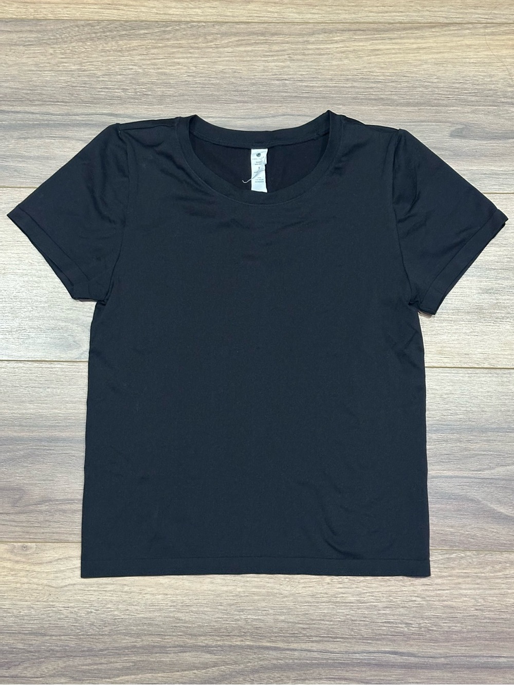 Yogalicious Miranda Seamless Tee in Black Size Large